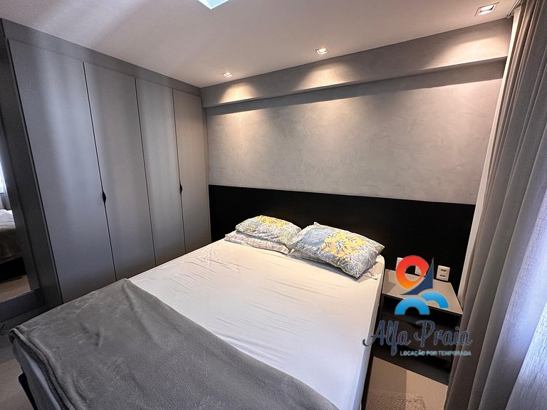 LUXURY SEA VIEW COMPACTS