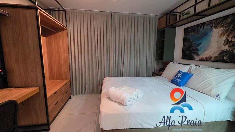 Estudio con estilo industrial y vista a las dunas
